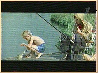 Мальчик и рыболов 
