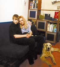 Яна, ее 16-летний сын Клим и голден-ретривер Буч